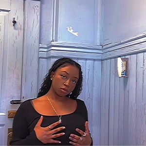 Meet your Posher, Dayna